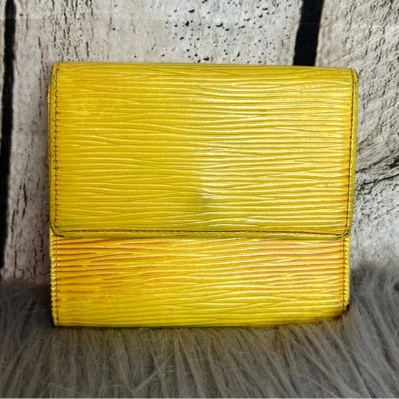 LOUIS VUITTON - Epi compact wallet